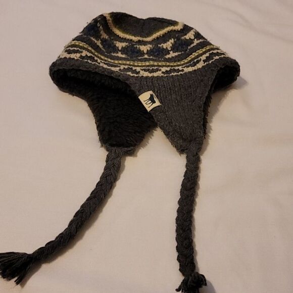 Abercrombie cozy hat - Picture 1 of 4